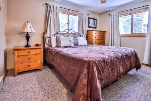 Country Loft - Elbert's - Hiller Vacation Homes