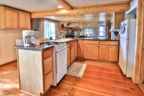Cottage 7 - Hiller's Pine Haven Cottage