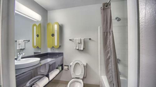 Hotel Studio 6 San Antonio - Six Flags