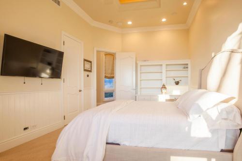 Sunset Villa II