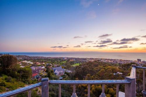 Sunset Villa II