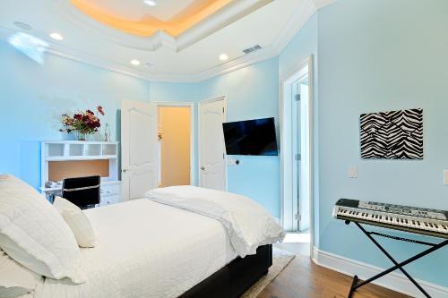 Sunset Villa II