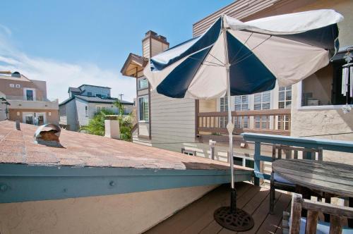 Rosewitha's Beach Hideaway