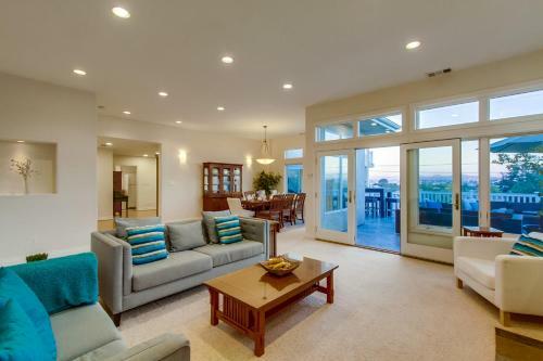 Moana House