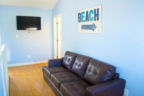 Mission Cottage 3380