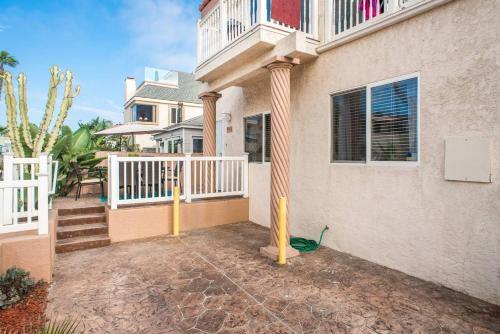 Three-bedroom, Two-bath Home In Mission Beach