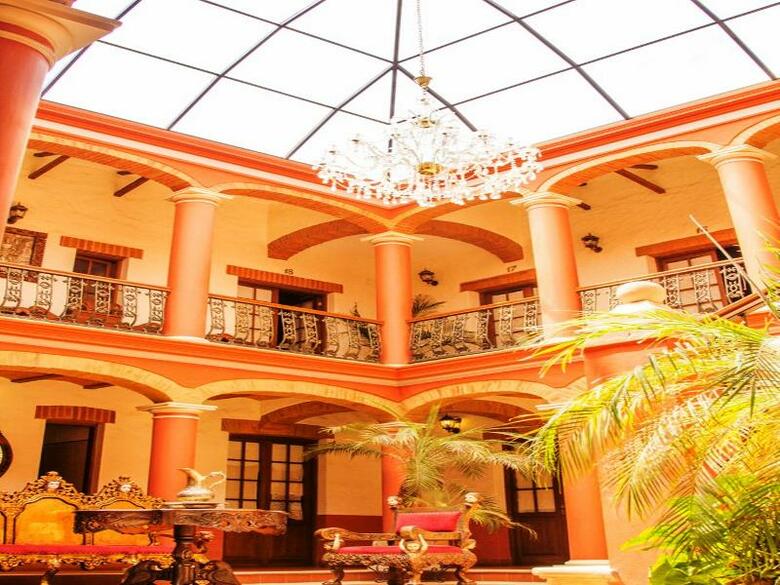 Hotel Monasterio