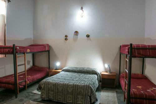 Hostel De La Linda
