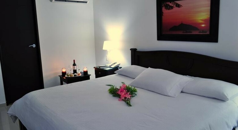 Hotel Santa Marta Real