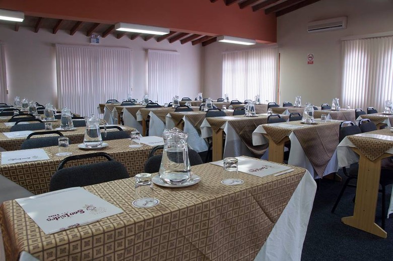 Hotel San Isidro Inn