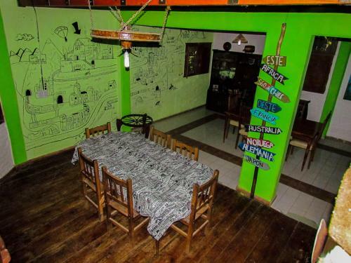 Hostal Chellama Hostel Bar
