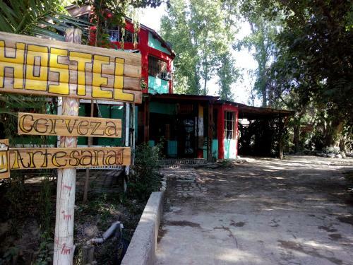 Hostal Chellama Hostel Bar