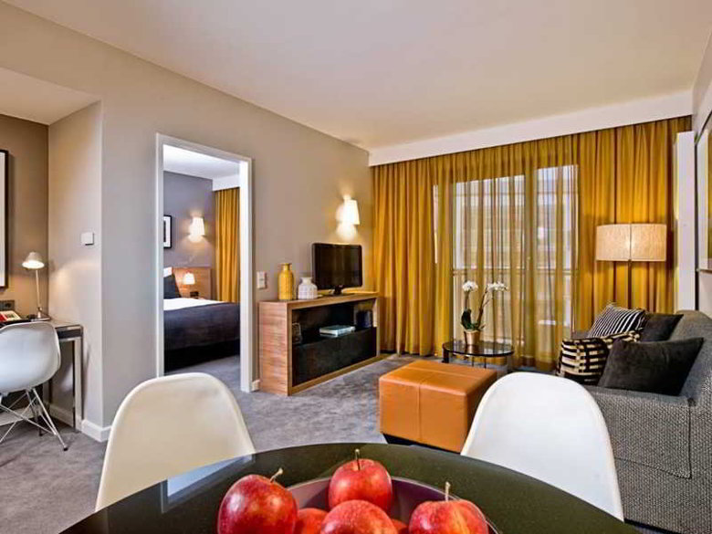 Adina Apartment Hotel Hamburg Michel