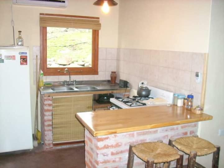 Lodge Caba�as "lola Mora"