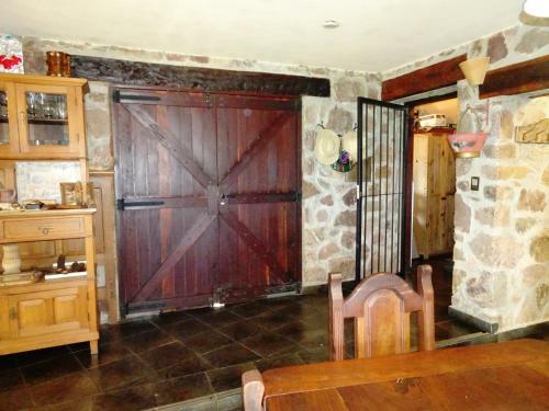 Refugio De Piedra