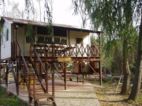 Caba�a Isle�a Del Bosque