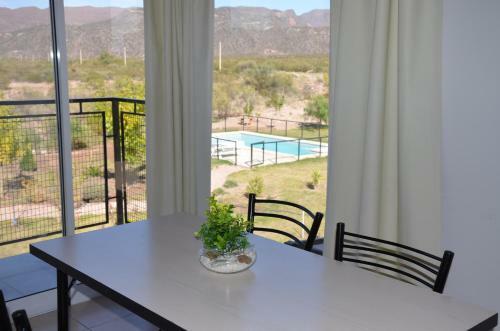 Lodge Caba�as La Emilia Apart