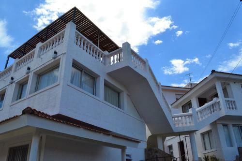 Aparthotel Atenea