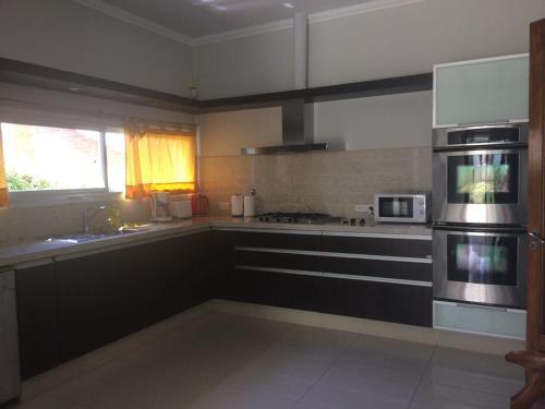 Hermoso Chalet En Villa Carlos Paz