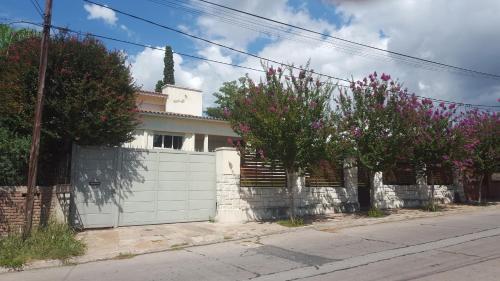 Hermoso Chalet En Villa Carlos Paz