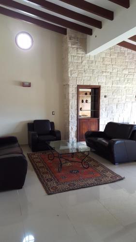 Hermoso Chalet En Villa Carlos Paz