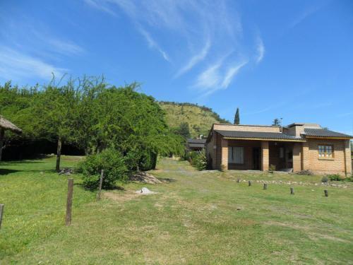 Caba�as Del Dique Frente Al Lago