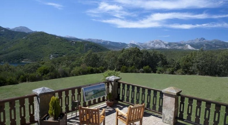 Hotel Parador De Cervera