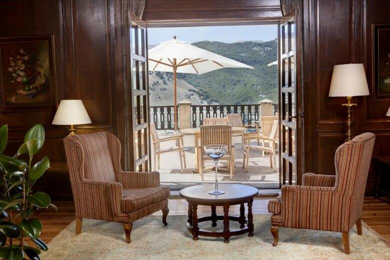 Hotel Parador De Cervera