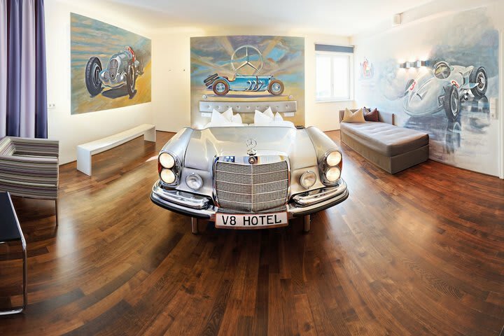 V8 Hotel Classic Motorworld Region Stuttgart