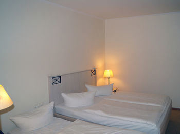 Entr�e Gro� Borstel Garni Hotel