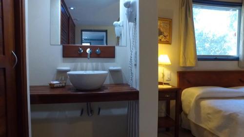 Lodge Refugio De Luna Caba�as & Suites