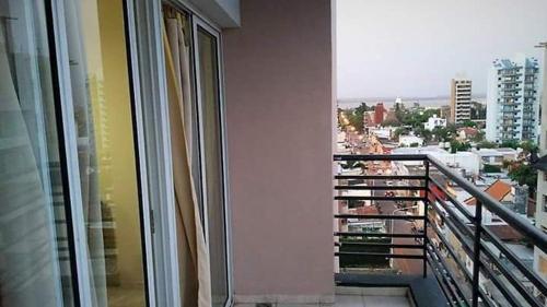 Microc�ntrico Apartamento Nuez De La Isla