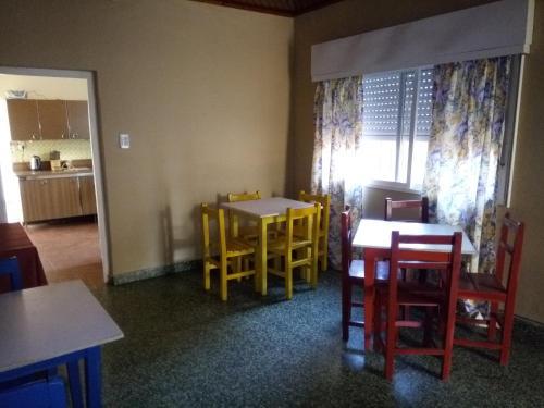 Hostal Lavalle Hostel