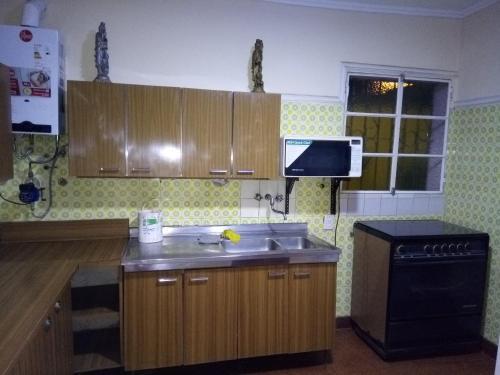 Hostal Lavalle Hostel