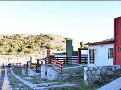 Lodge Caba�as Sobre El Circuito