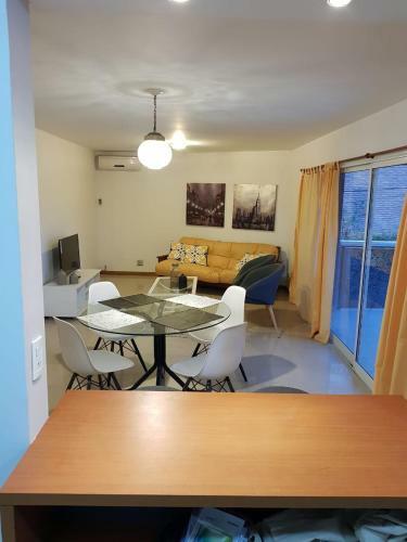 Costanera Apartments