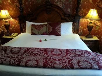 Hotel International Inn & Suites