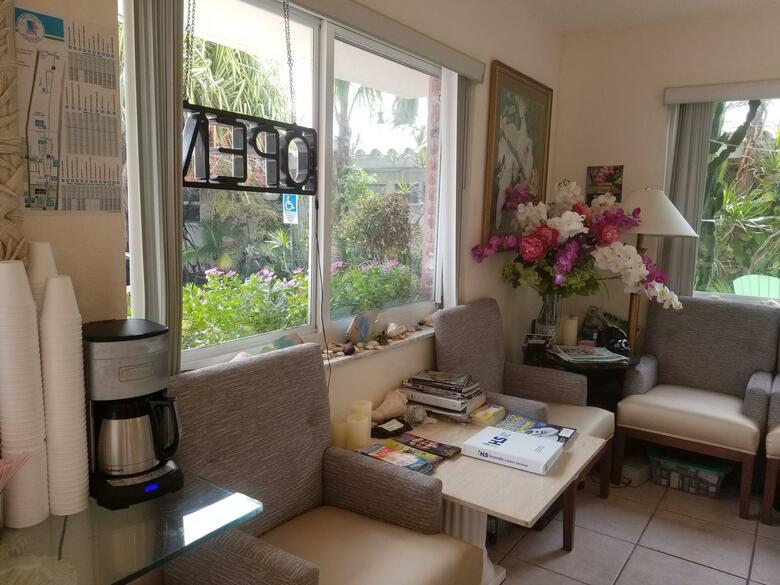 Hotel Shore Haven Resort Inn