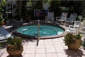 Hotel Shore Haven Resort Inn