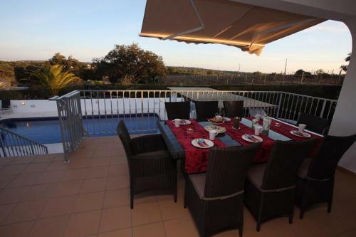 Villa Os Pinheiros