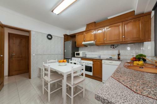 Sunflower Villa - Blue Sea