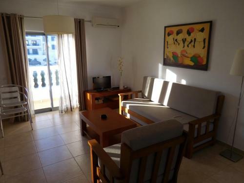 Apartamentos Cabrita- By Portugalferias