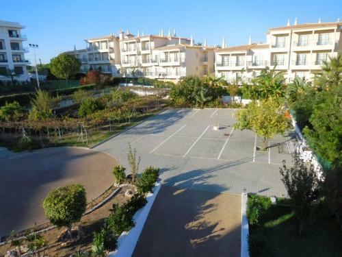 Apartamentos Cabrita- By Portugalferias