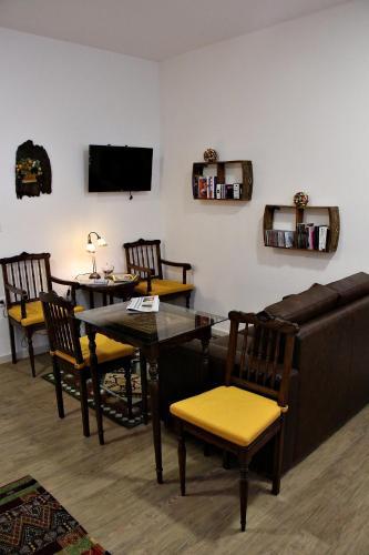Hostal Lima Guesthouse (b&b)
