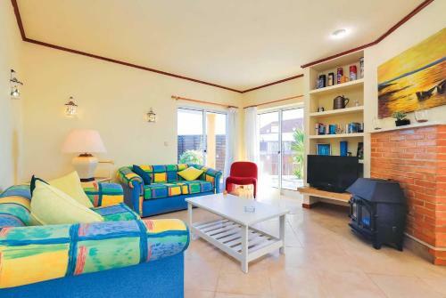 Brejos Villa Sleeps 8 Pool Air Con Wifi