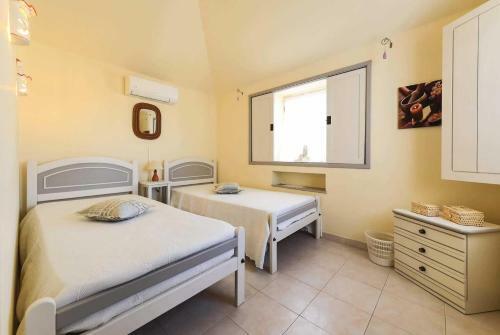 Brejos Villa Sleeps 8 Pool Air Con Wifi