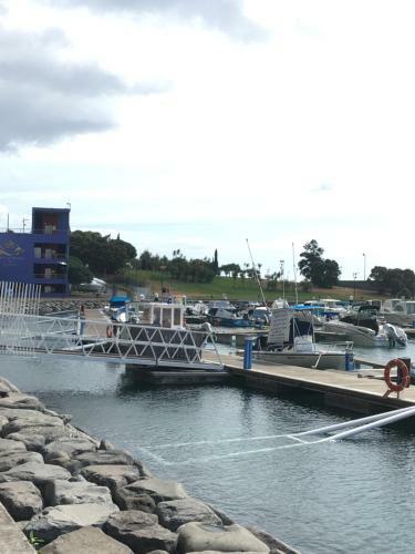 Hostal Marina Rooms