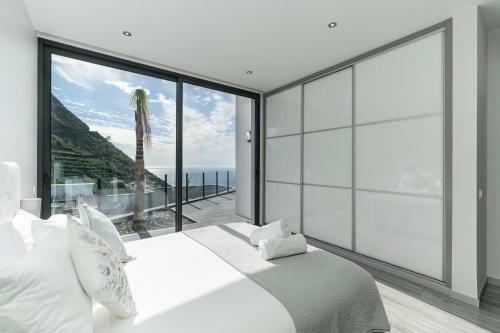 Villa Calheta Charm By Ourmadeira