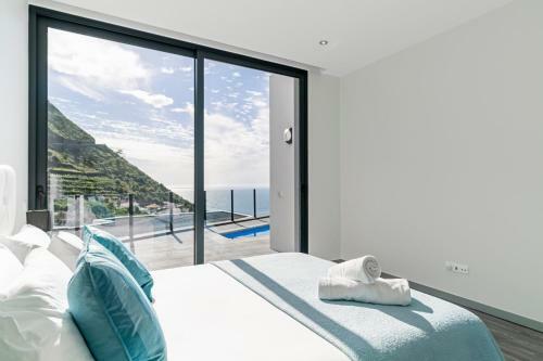 Villa Calheta Charm By Ourmadeira