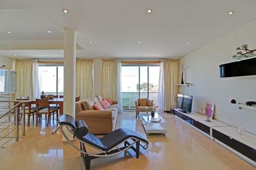 Wine Villa